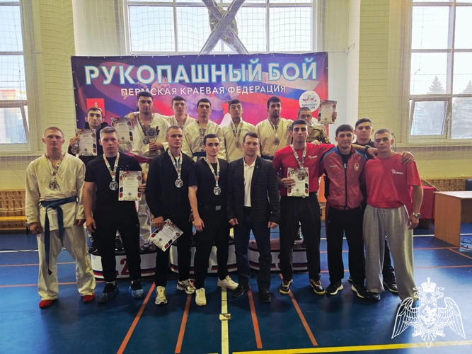Военнослужащие Пермского военного института приняли участие в чемпионате и первенстве Пермского края по рукопашному бою