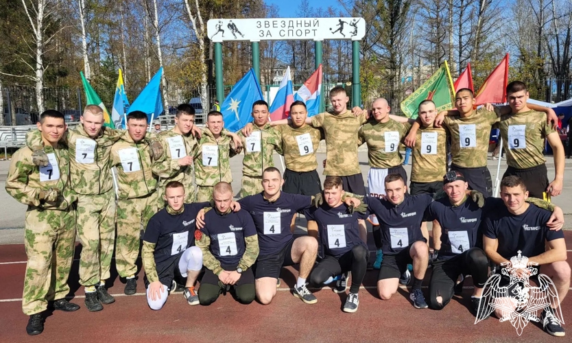 Военнослужащие Пермского военного института приняли участие в краевом патриотическом забеге «Гонка героев. Время твоих побед!»