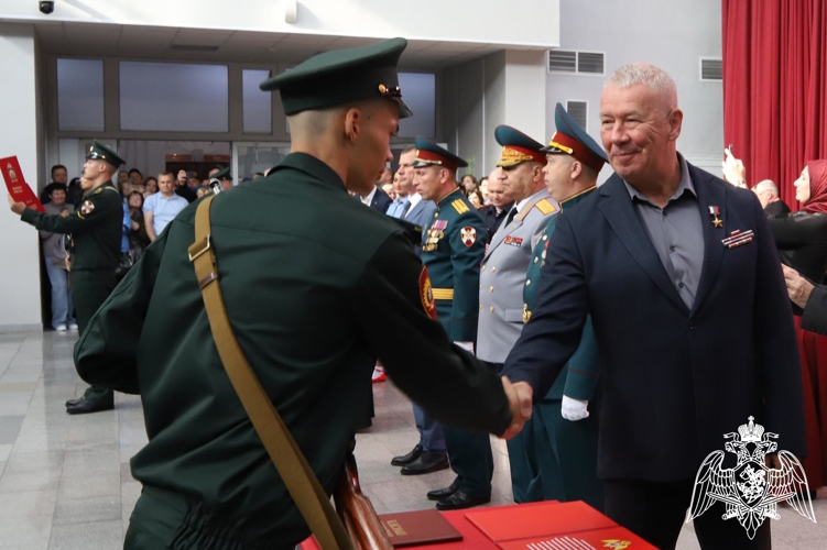В Пермском военном институте Росгвардии состоялась церемония приведения курсантов 1-х курсов к военной присяге