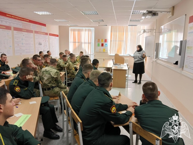 В Пермском военном институте проведен конкурс «Физика – основа военно-технических наук: от законов Ньютона к точности удара»