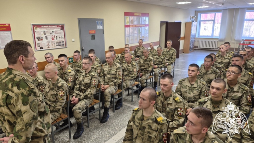 С курсантами военного института проведены мероприятия единого дня агитационно-пропагандистской работы
