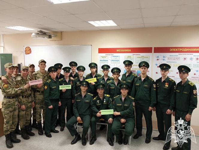 В Пермском военном институте проведен конкурс «Физика – основа военно-технических наук: от законов Ньютона к точности удара»