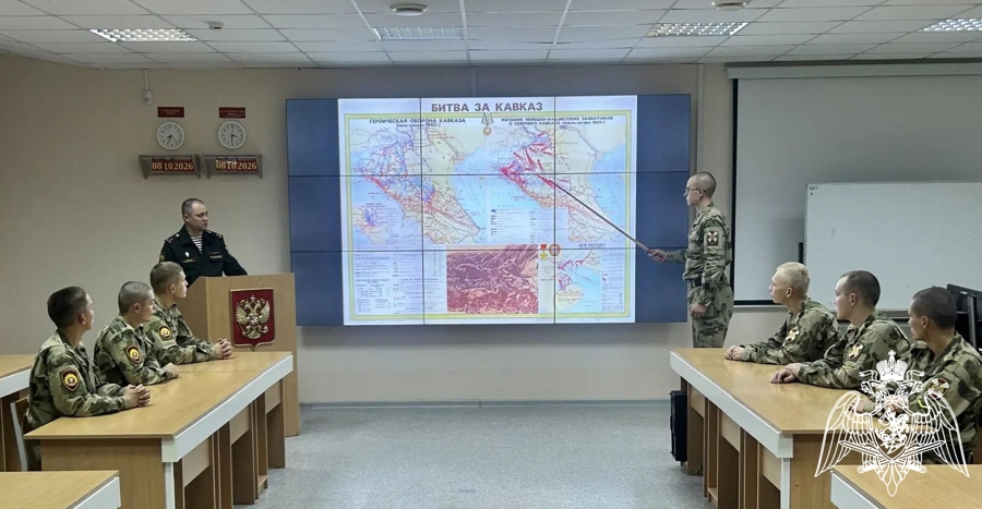 В Пермском военном институте проведено военно-политическое информирование, посвященное дню воинской славы России: «9 октября - День разгрома советскими войсками немецко-фашистских войск в битве за Кавказ (1943 год)»