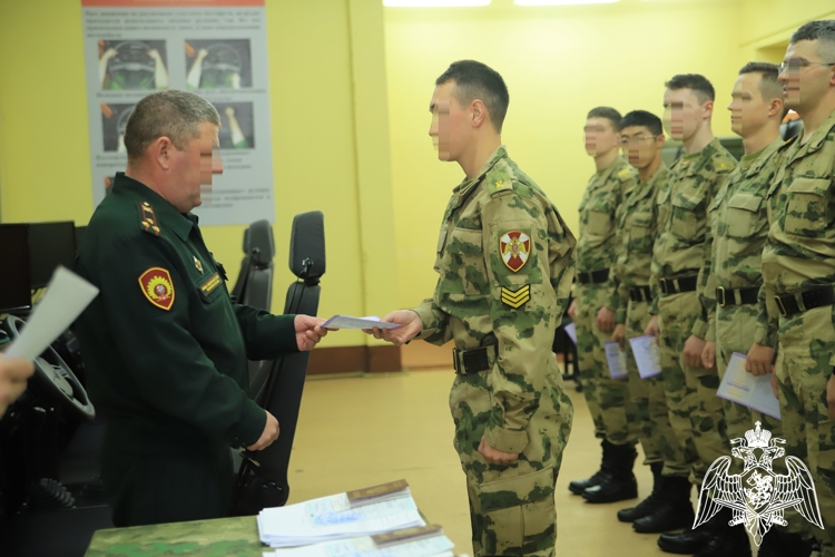 В военном институте произведен очередной выпуск кандидатов в водители транспортных средств категории «В» и «С» курсантов 4 взвода 8 роты факультета связи и автоматизированного управления войсками