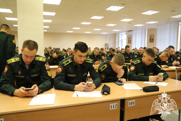 Курсанты Пермского военного института под руководством профессорско-преподавательского состава кафедры гуманитарных и социальных наук приняли участие в общероссийской образовательной акции «Всероссийский экономический диктант-2026»